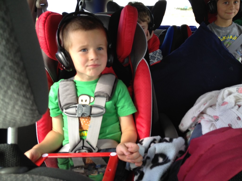 Stress free summer travel on BusyMommyMedia.com