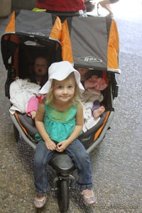 BOB Revolution SE Duallie Stroller with twins