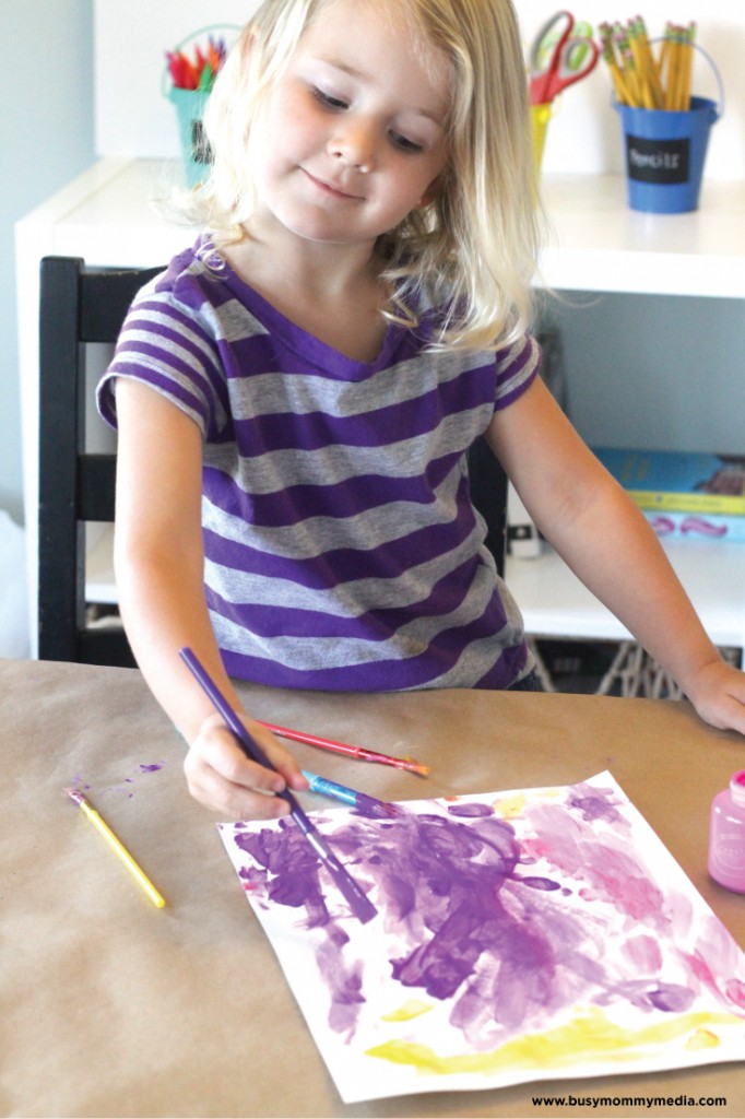Painted Paper Weaving on www.busymommymedia.com