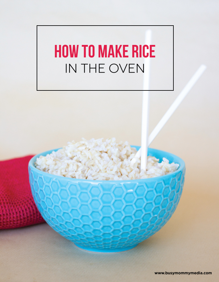 How to Make Rice in the Oven on BusyMommyMedia.com | This is such HUGE time saver in the kitchen!
