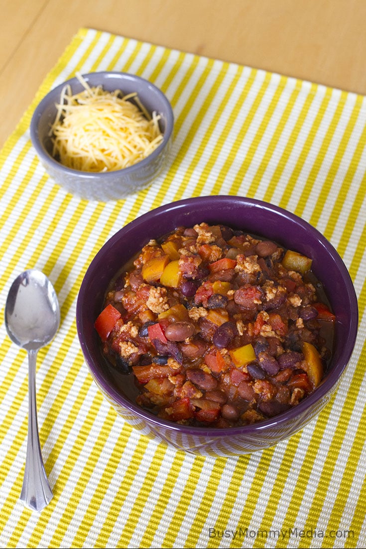 Quick and Healthy Turkey Chili on BusyMommyMedia.com