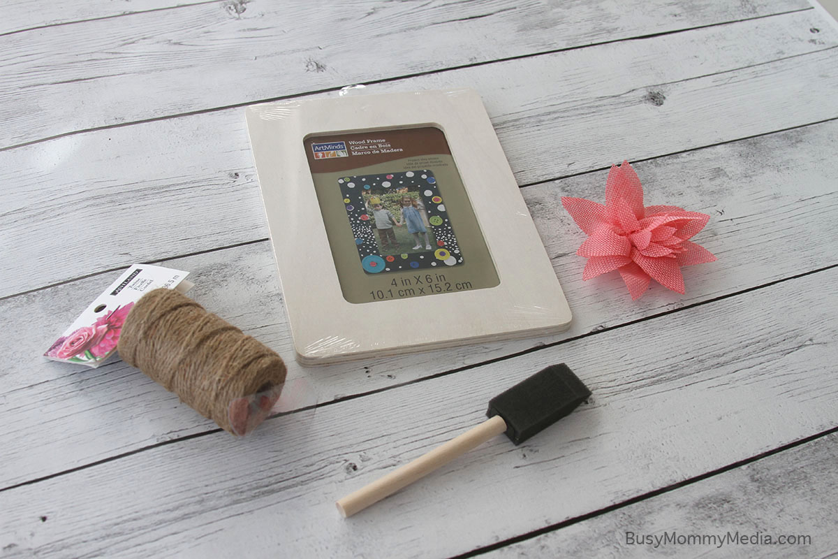 DIY Twine Wrapped Picture Frame