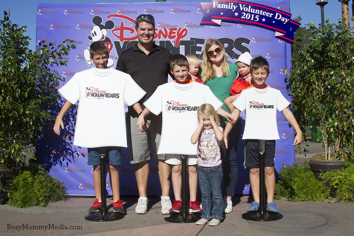 5 Reasons to Volunteer with your Family