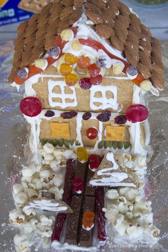 Artificial Dye-Free Graham Cracker "gingerbread" houses 