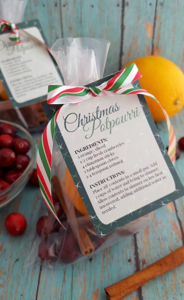 DIY Christmas Potpourri with Printable Gift Labels