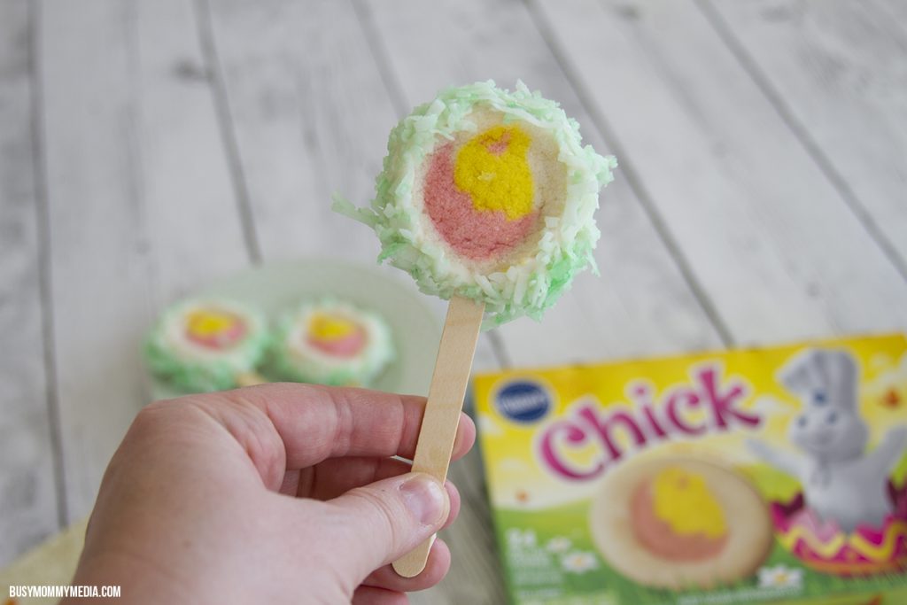 Chick in a Nest Cookie Pops
