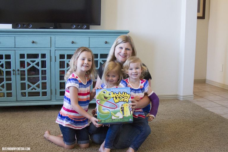 How to Keep your Kids Entertained when You Work at Home (with VIDEO)