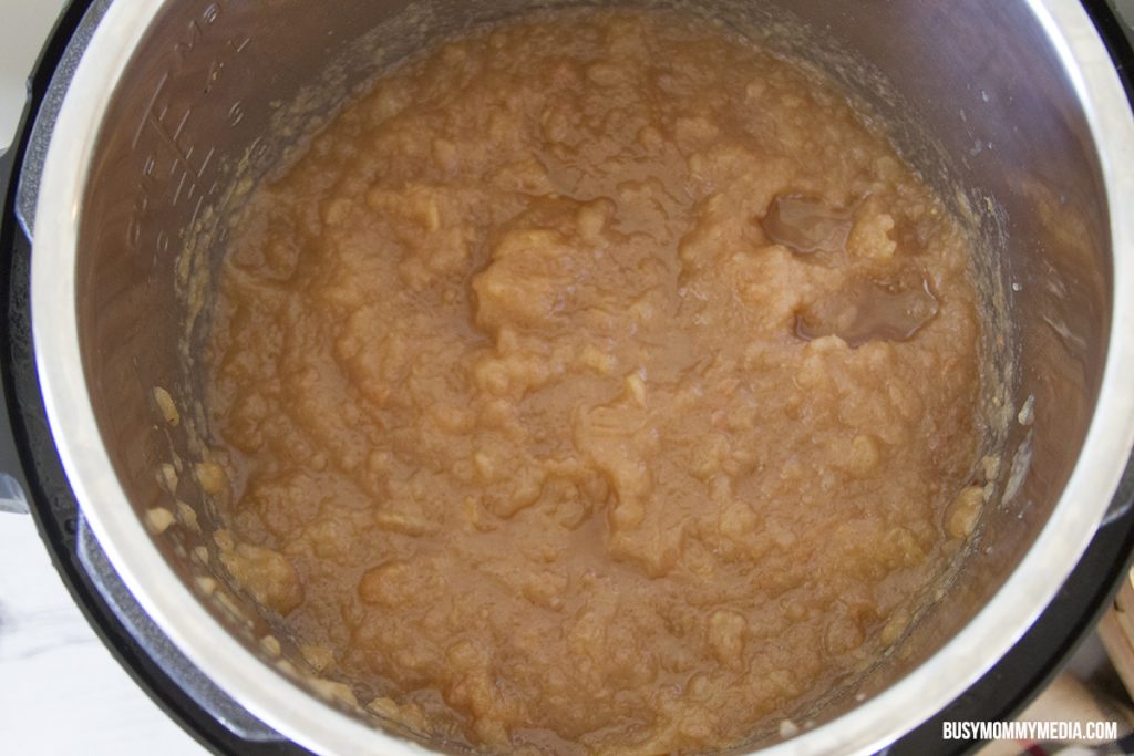 homemade applesauce in the Instant Pot