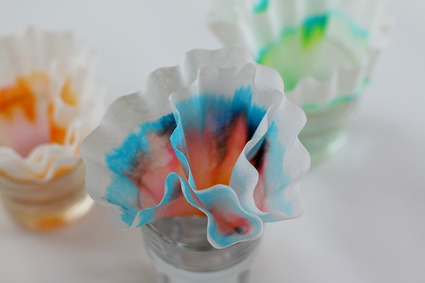 http://buggyandbuddy.com/chromatography-butterflies-separating-colors-in-markers/