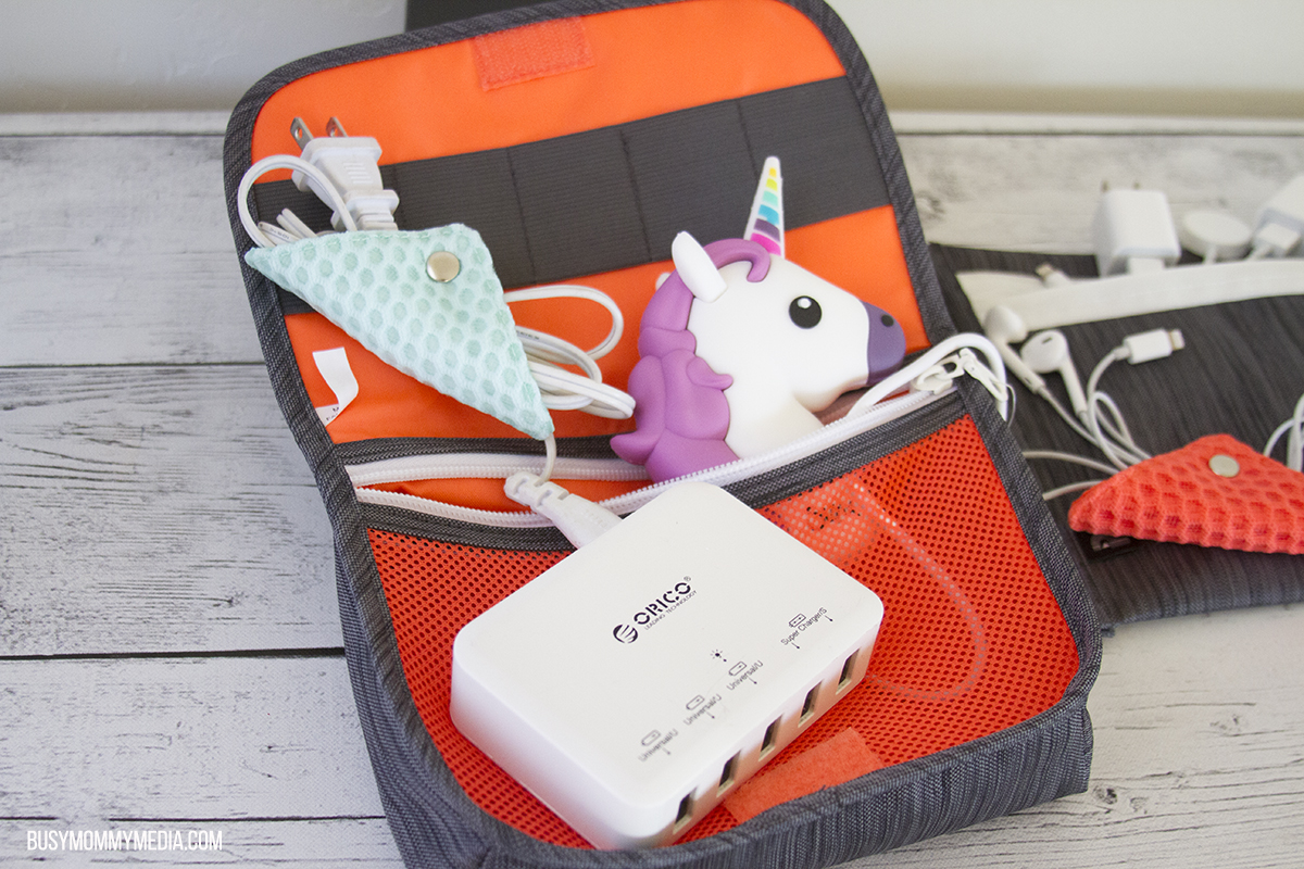 How to Keep Cords and Wires Organized While Traveling