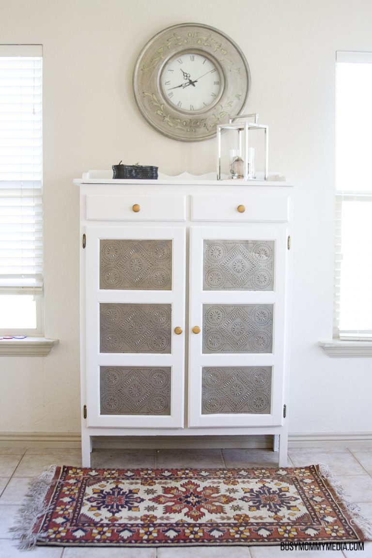 How to Refinish Oak Furniture (the Easy Way)