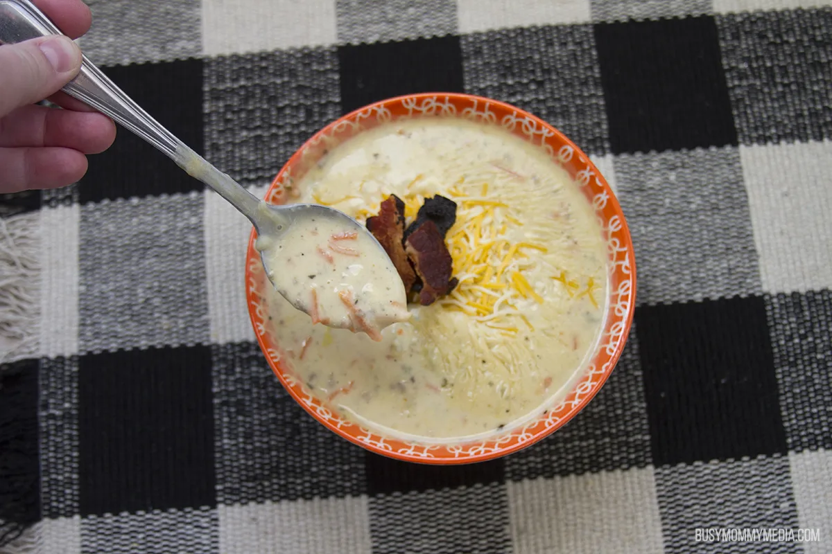Creamy Bacon Cheeseburger Soup