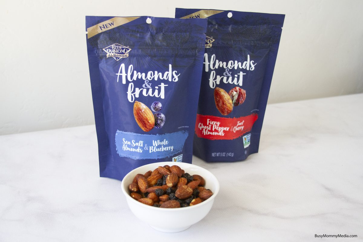 Snacking Almonds Elevate Summer Snacking with Blue Diamond Almonds & Fruit