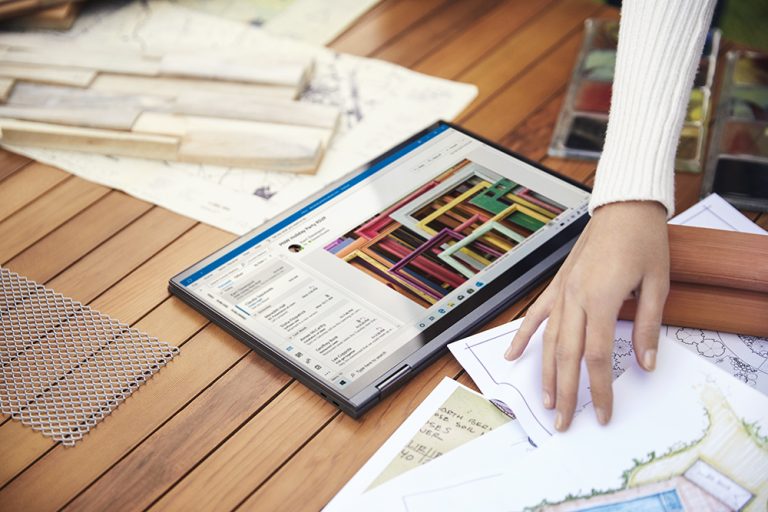 Snag this Deal on a Lenovo® Flex™ 5G to Simplify Virtual Learning