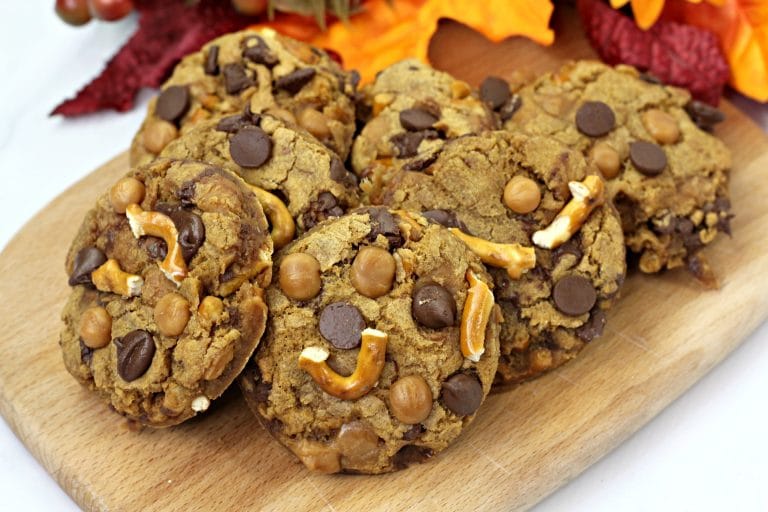 Pumpkin Spice Turtle Cookies