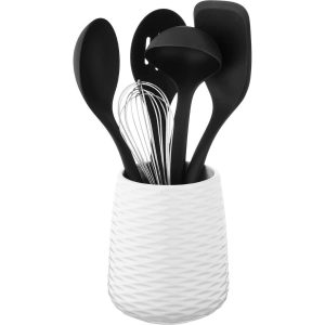 Kitchen Essentials for a New Home - Must-Have Kitchen Basics